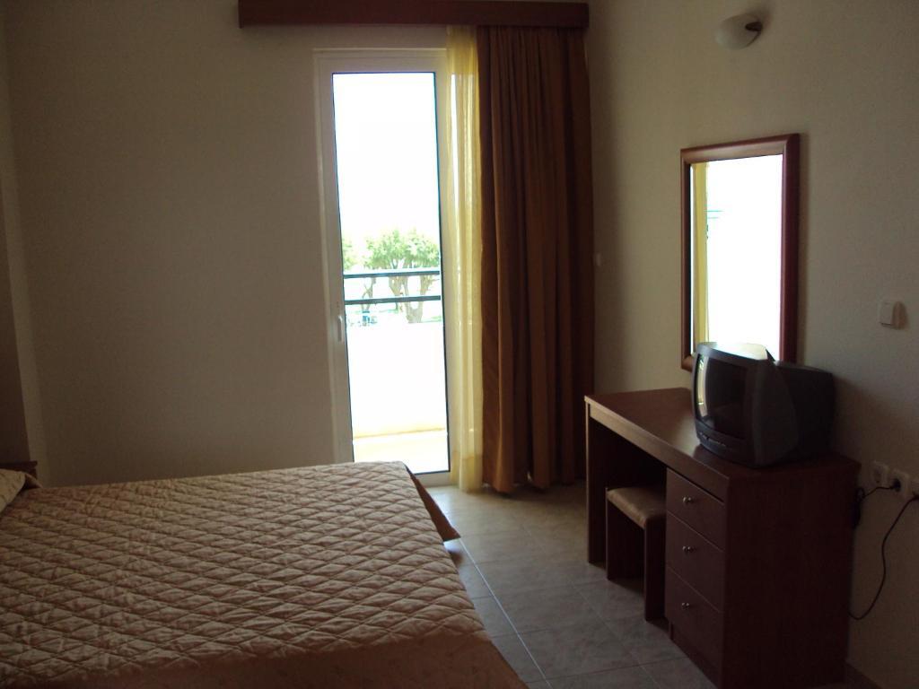 Al Mare Apartments Afantou Room photo
